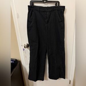 Women’s American Eagle high rise wide leg trousers. Worn twice.